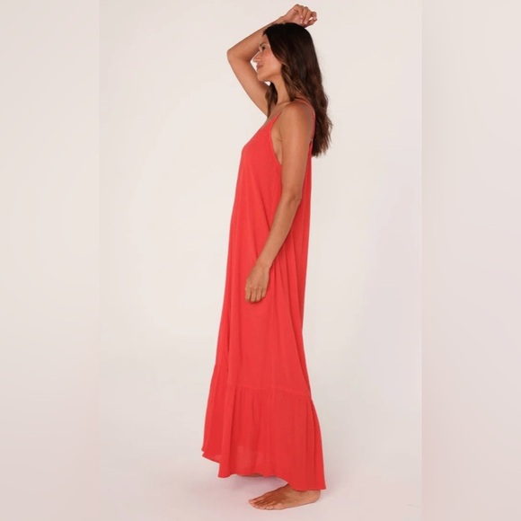 Ania Red Maxi Dress - Picture 3 of 7
